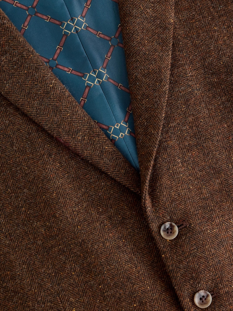 بني مائل للأحمر - Slim Fit Nova Fides Italian Wool Blend Trimmed Herringbone Suit Waistcoat - صورة 9 من 9 بني مائل للأحمر - Slim Fit Nova Fides Italian Wool Blend Trimmed Herringbone Suit Waistcoat - صورة 9 من 9