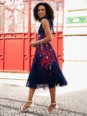 Yumi Blue Border Floral Print Midi Dress With Pleats - Image 2 of 5