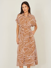 Yumi Brown Abstract Swirl Print Relaxed Midi Shirt Dress With Belt - Image 2 of 5