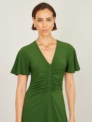 أخضر - Yumi Ruched Front Stretch Midi Dress - Image 3 of 5