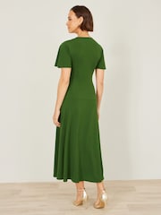 أخضر - Yumi Ruched Front Stretch Midi Dress - Image 5 of 5