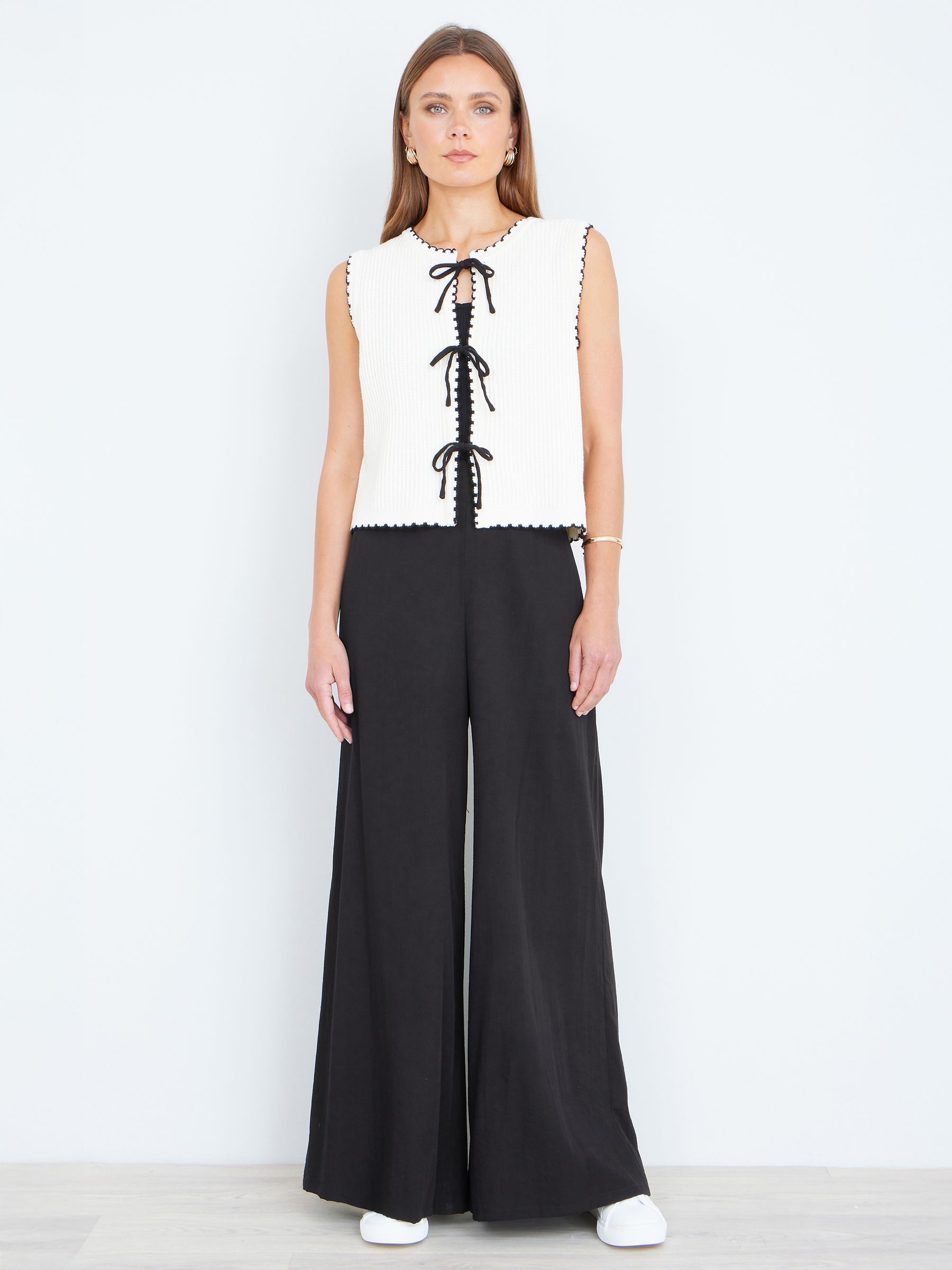 Yumi Women's Black Wide Leg Palazzo Trousers