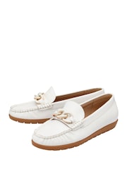 Lotus White Loafer Shoes - Image 3 of 4