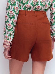 Boden Belgravia Linen Shorts - صورة 2 من 5