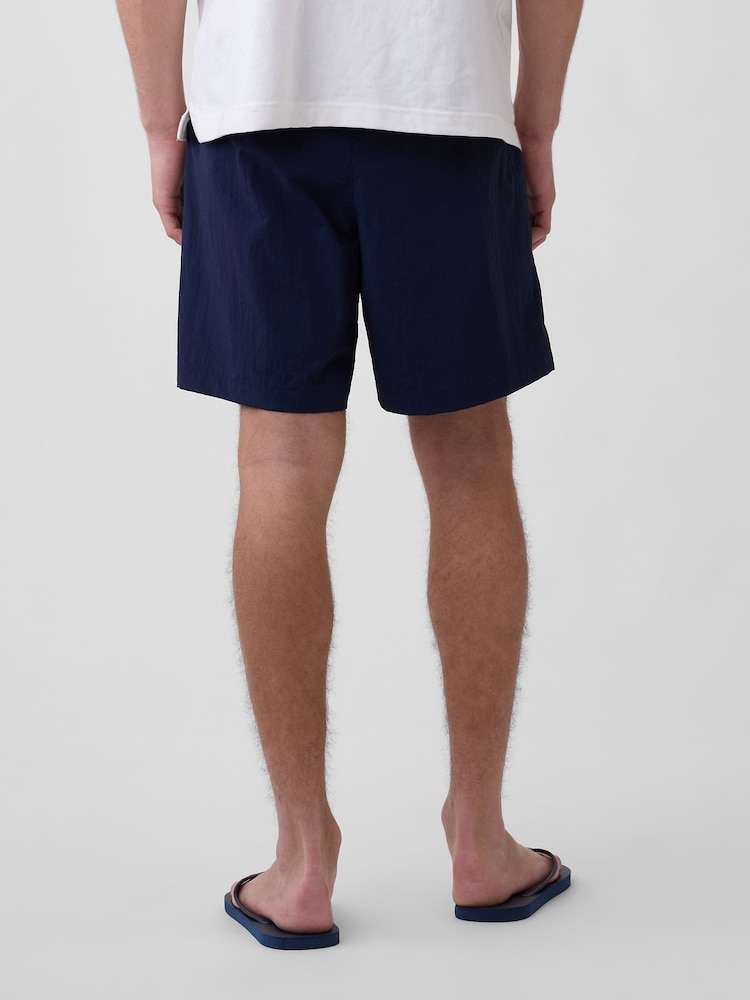 Gap Navy 7.5 inch Hybrid Shorts - Image 2 of 5