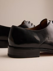 Negro - Zapatos derby con suela de cuero Signature - Imagen 4 de 6