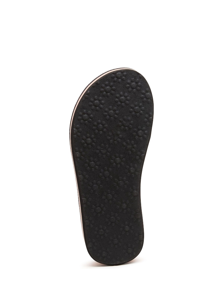 Rocket Dog Monica Leon Cotton Sandal - תמונה 7 מתוך 7 Rocket Dog Monica Leon Cotton Sandal - תמונה 7 מתוך 7