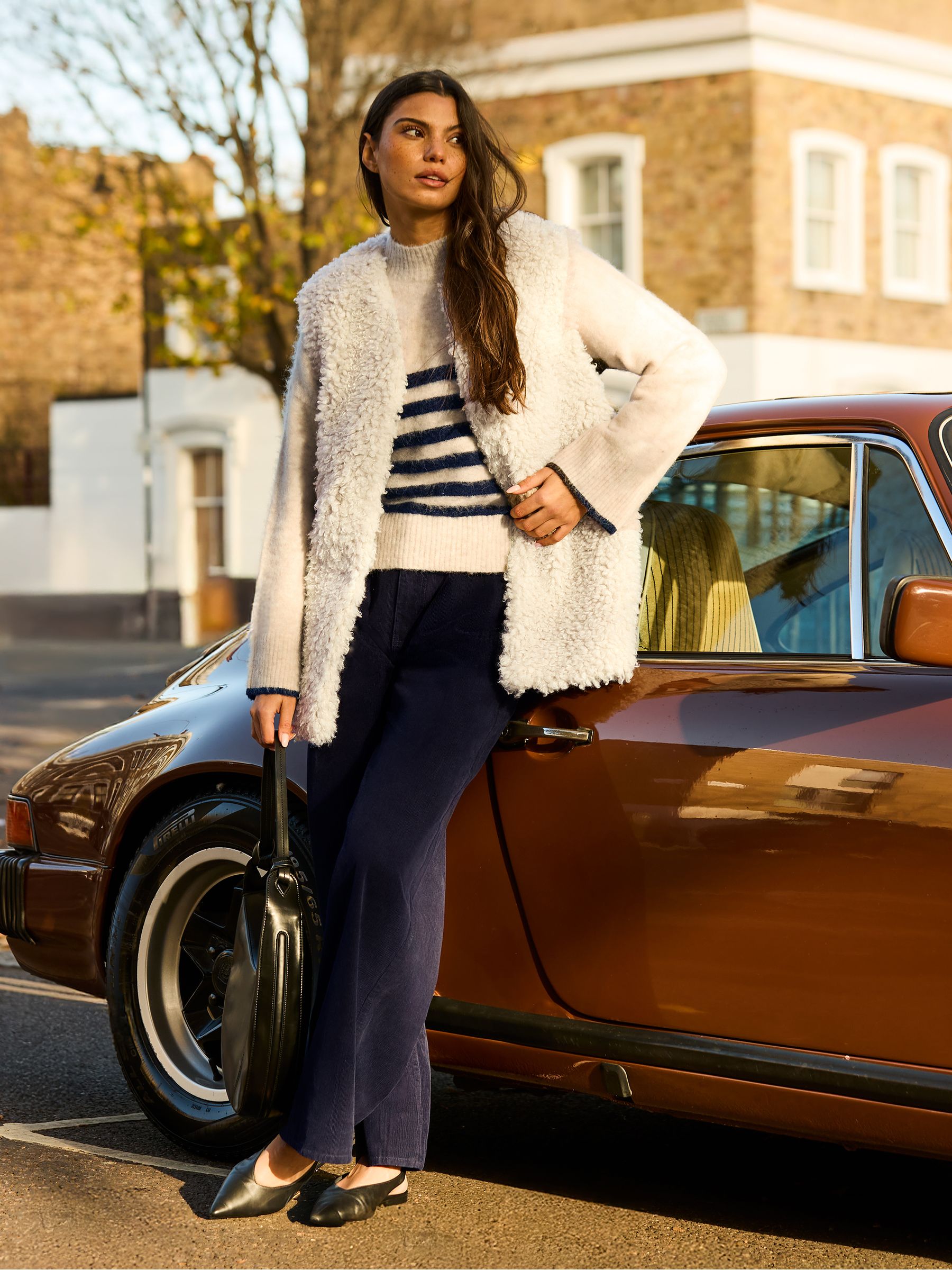 オリーブファー付きジレ XX-LARGE Buy Ro&Zo White Faux Fur Longline Gilet from Next USA
