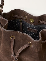 Шоколадно-коричневий - FatFace 100% Suede Bucket Bag - Image 2 of 3