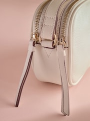 Οστό - B by Ted Baker Leather Cross-Body Camera Bag - Εικόνα 5 από 7