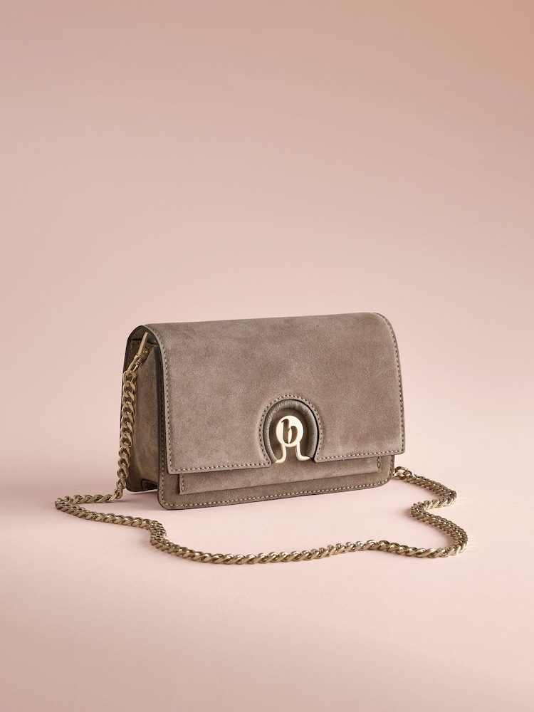 Σταχτί καφέ - B by Ted Baker Suede Chain Cross-Body Bag - Εικόνα 1 από 6 Σταχτί καφέ - B by Ted Baker Suede Chain Cross-Body Bag - Εικόνα 1 από 6