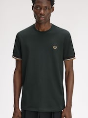 Fred Perry Green Twin Tipped  Cuff T-Shirt - Image 3 of 5