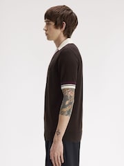 Camisa de punto con cuello abierto y ribete de Fred Perry - Imagen 2 de 5