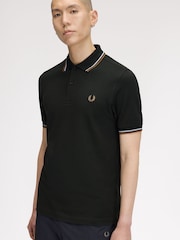 Fred Perry Green Twin Tipped Fred Perry Shirt - Image 3 of 5