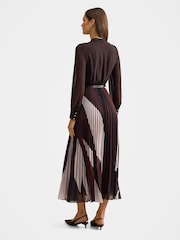 Forever New Brown Anya Long Sleeves Pleated Midi Dress - Image 3 of 4