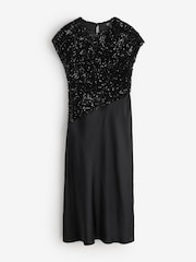 Friends Like These Asymmetric Sequin Satin Midi Dress - Image 1 sur 1