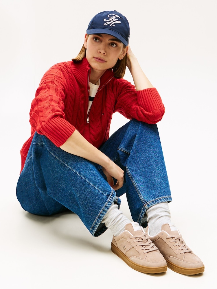 Braun - Tommy Hilfiger Monogram Wildleder Court Turnschuhe - Bild 1 von 7