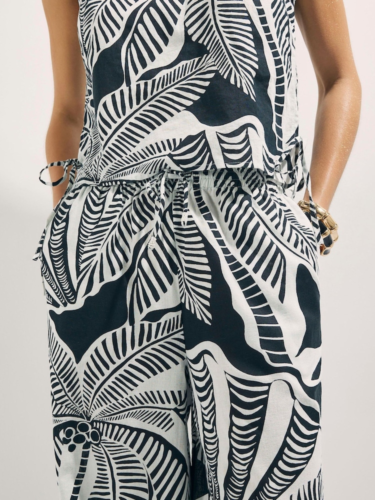 River Island Black Palm Print Wide Leg Joggers Containing Linen - Image 3 of 3