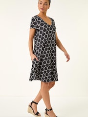 Roman Black Petite Abstract Pocket Swing Dress - Image 2 of 5