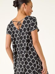 Roman Black Petite Abstract Pocket Swing Dress - Image 4 of 5