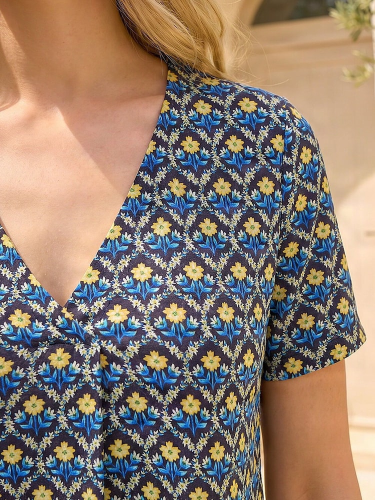 Roman Petite Stretch-Top mit abstraktem Muster und V-Ausschnitt - Bild 4 von 4