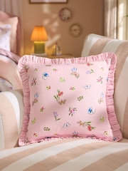وسادة كرسي قطن بنقشة مربعات مطرَّزة بفراشات من Cath Kidston - صورة 2 من 5