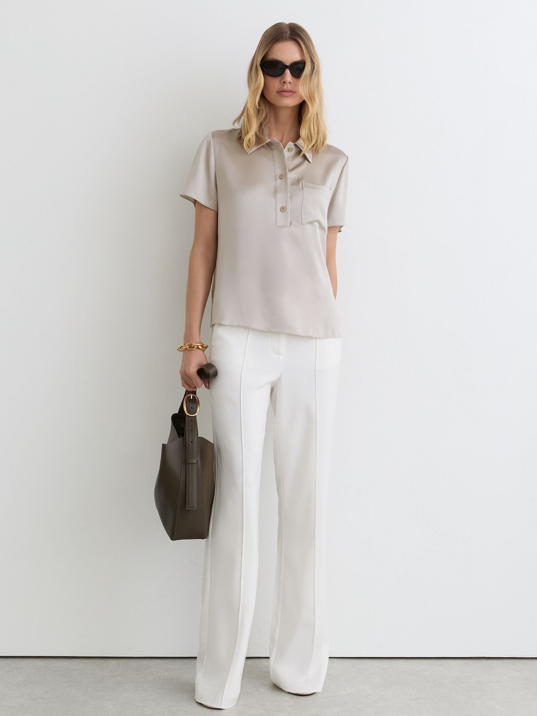新品✨完売品　KEINA RITA / Collared Blouse GRAY Buy Reiss Light Grey Polly Silk Half-Button Short-Sleeve Shirt