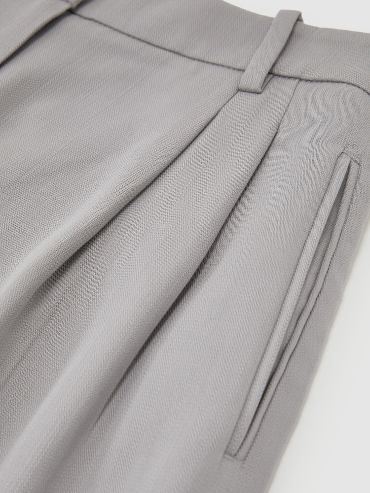 Reiss Grey Clay Lyocell Tapered Pleated Trousers - Image 8 of 8 Reiss Grey Clay Lyocell Tapered Pleated Trousers - Image 8 of 8