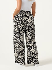 Yours Curve Black Blur Print Trousers 28" - Image 3 of 5