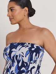 Μπλε - Ολόσωμη φόρμα θαλάσσης Simply Be Shirred Bandeau με στάμπα - Εικόνα 4 του 4