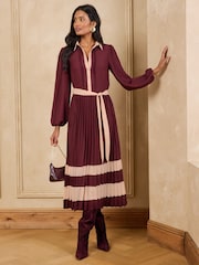 Love & Roses Burgundy Red Colourblock Pleated Belted Midi Shirt Dress - Image 3 of 4