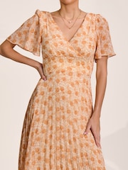 Jolie Moi Orange Floral Pleated Dip Hem Maxi Dress - Image 3 of 6