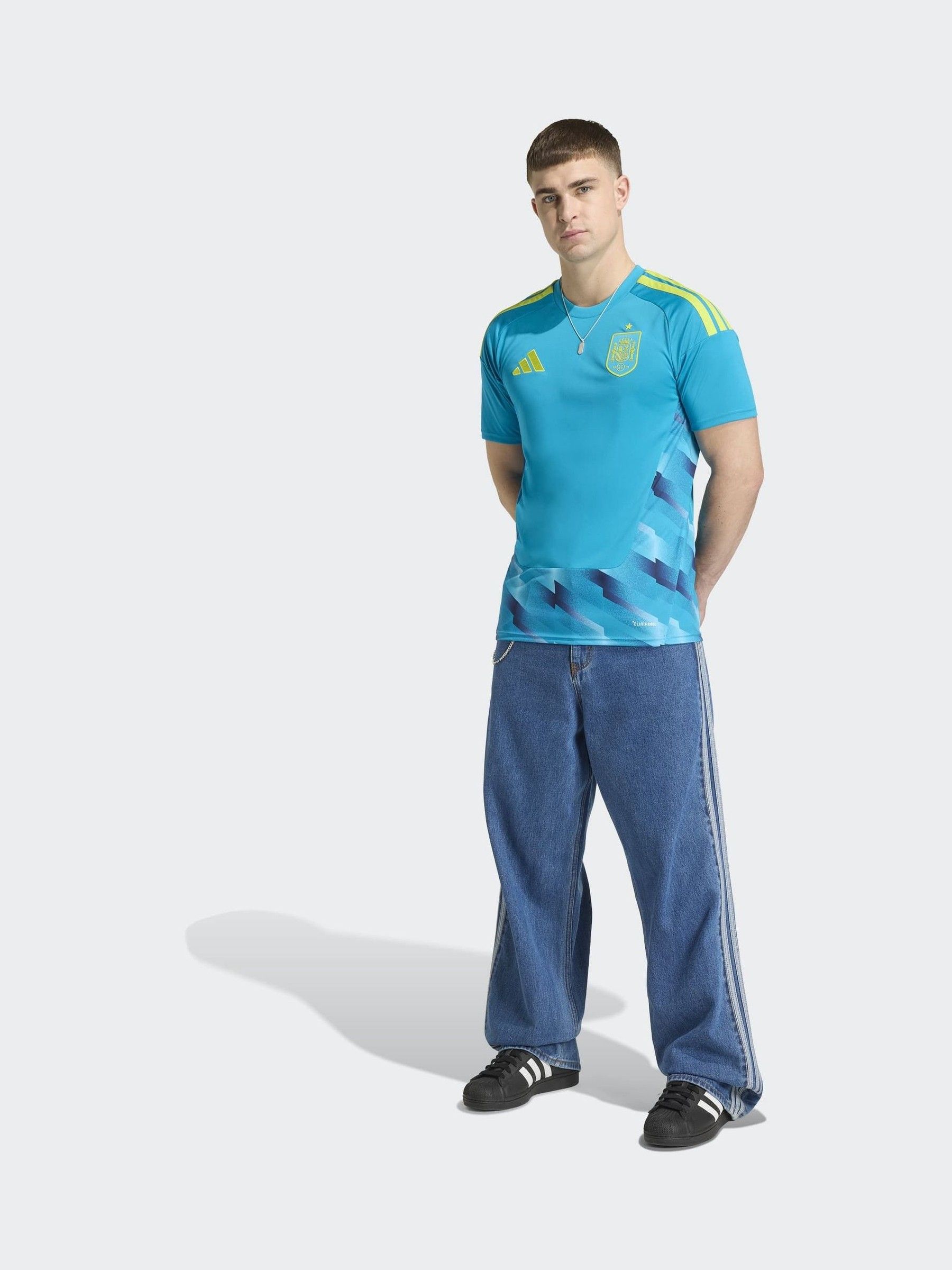 Comprar Camisa de goleiro oficial da Espanha da adidas from Next