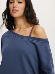 Cotton On סווטשירט עם מחשוף כתפיים - תמונה 4 מתוך 4