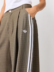 adidas Originals Olive Green Check Trousers - Image 4 of 5