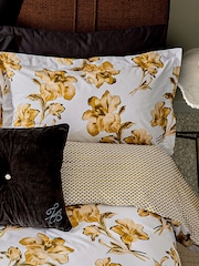 Ted Baker Ochre Midnight Garden 200 TC Cotton Sateen Duvet Set - Image 4 of 5