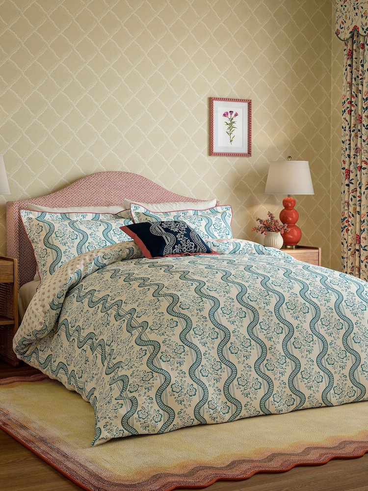 Sanderson Indigo Aubrey Cushion - Image 2 of 4