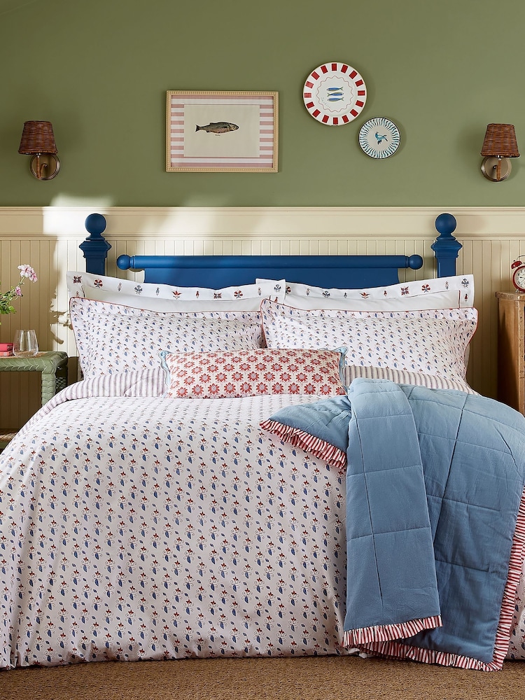 Joules Red Vanessa 180 TC 100% Cotton Duvet Set - Image 1 of 5
