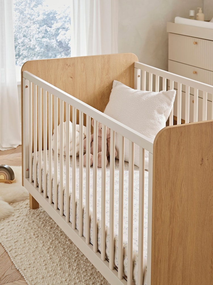 Cuddleco Natural Remi Cot Bed - Image 2 of 5 Cuddleco Natural Remi Cot Bed - Image 2 of 5