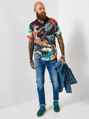 Joe Browns Black Lizard Surf Shirt - Image 6 of 8