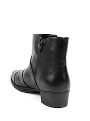 Pavers מגפוני עור בגזרה רחבה עם עקב בלוק - תמונה 3 מתוך 5