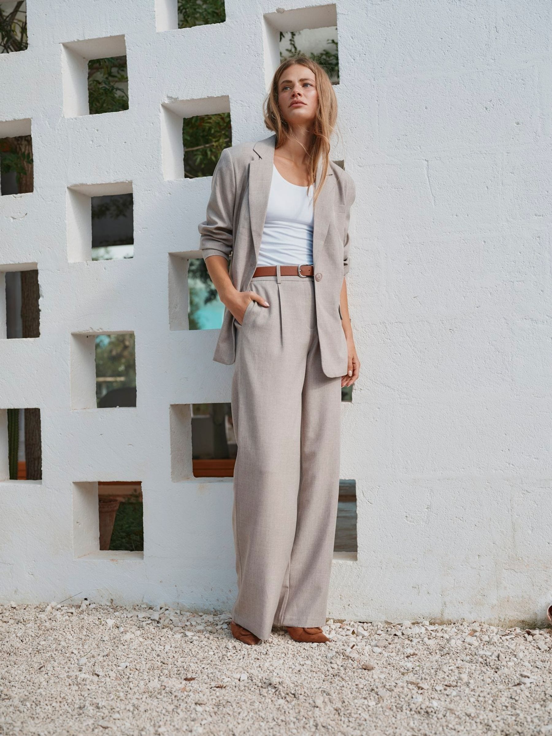 ONLY Women's Onllinda Hw Str Mel Pants Cc TLR Trouser - Image 4