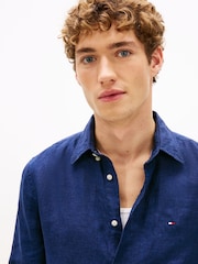 Tommy Hilfiger Regular Fit Washed Pure Linen Shirt - صورة 4 من 5