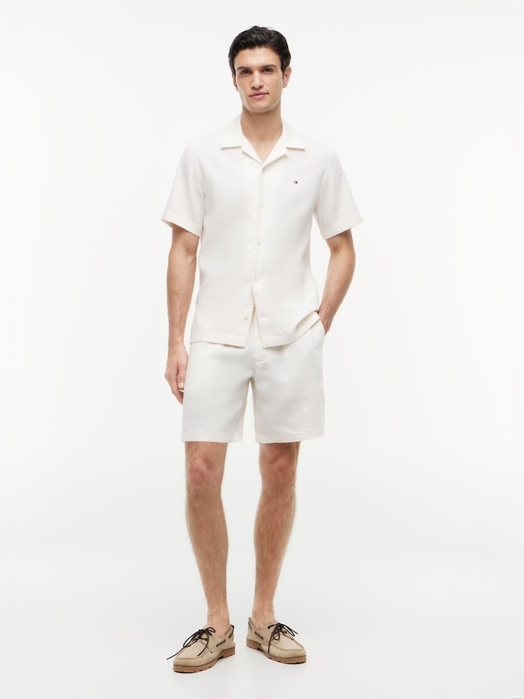Tommy Hilfiger Cream Dover Linen Blend 8" Inseam Chino Shorts - Image 2 of 4 Tommy Hilfiger Cream Dover Linen Blend 8" Inseam Chino Shorts - Image 2 of 4