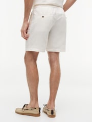 Tommy Hilfiger Cream Dover Linen Blend 8" Inseam Chino Shorts - Image 3 of 4