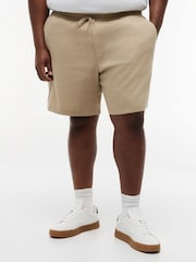 Tommy Hilfiger Green Plus Dover Linen Blend 8" Inseam Chino Shorts - Image 1 of 5