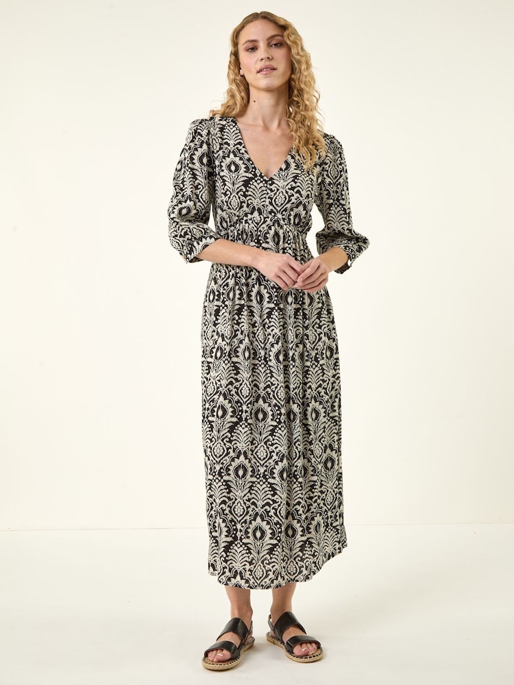 فستان متوسط الطول بياقة حرف V مُزيّن بطبعة تجريدية من Roman - Image 2 of 5