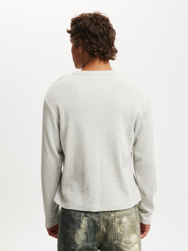 Cotton On Grey Cropped Fit Textured Long Sleeve T-Shirt - Image 2 of 4