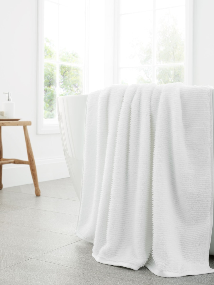 Bianca White Soft Zero Twist Turkish Cotton Spa Towel - Image 2 of 3 Bianca White Soft Zero Twist Turkish Cotton Spa Towel - Image 2 of 3