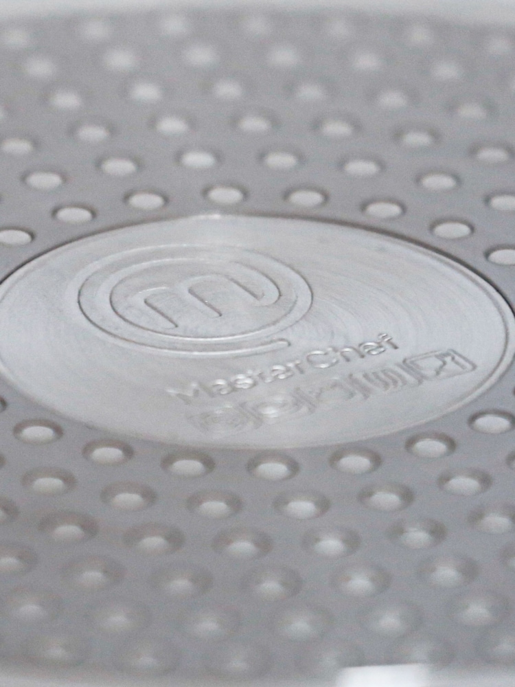 Masterchef Black Frying Pan 24cm - Image 3 of 3